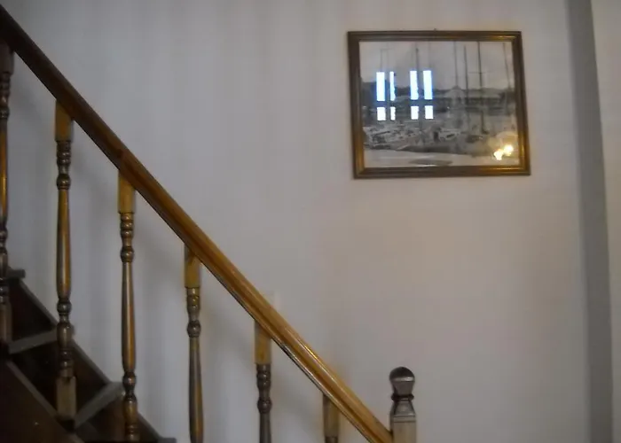 Center * لينثوس