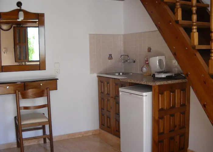 Center * لينثوس