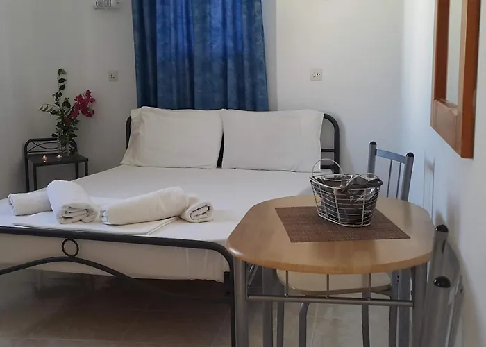 Center * لينثوس