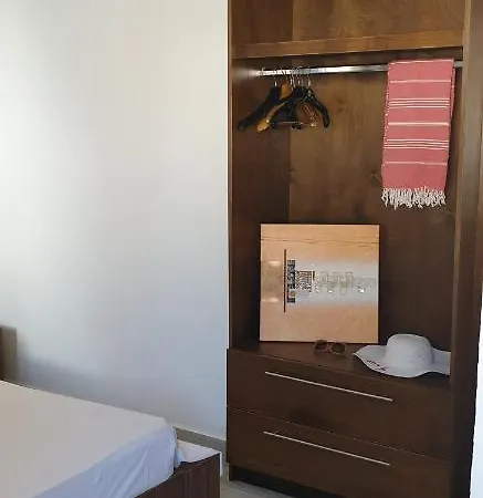 Center Apartment *