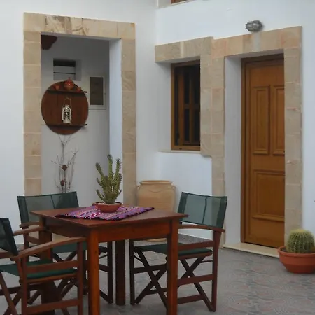 Center * Lindos (Rhodes)