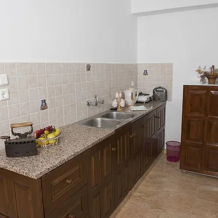 דירה Center לינדוס