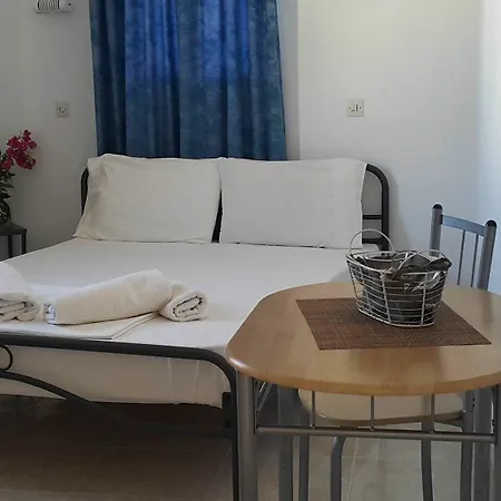 Center * Lindos (Rhodes)