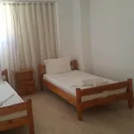 Center * Líndos